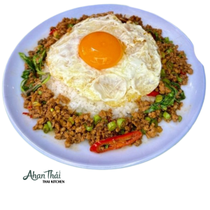 Cơm Heo Xào Lá Quế